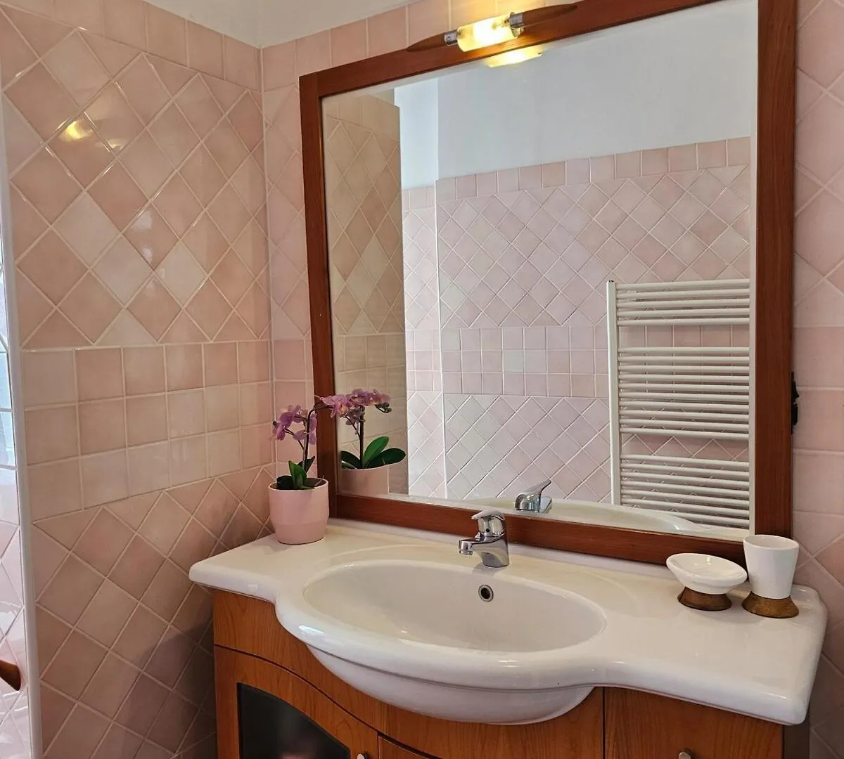 Il Girasole Holiday Home Порто-Черезио